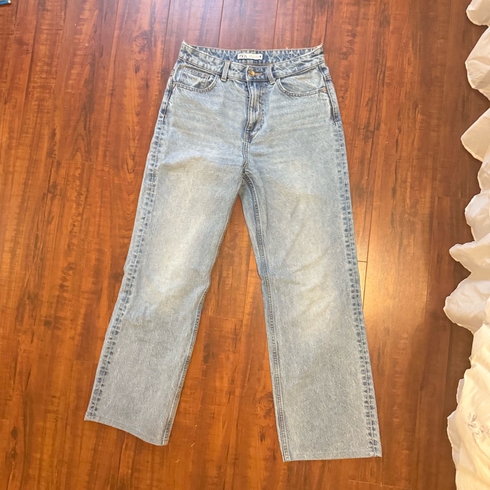Zara Light Blue High-Rise Straight Leg Women’s Jeans